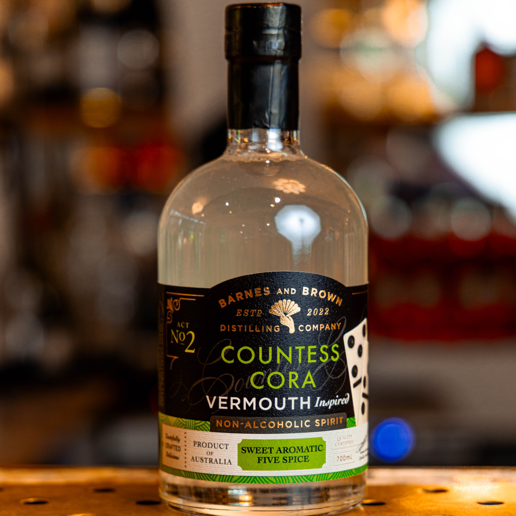 Barnes and Brown Countess Cora Vermouth | Premium Alcohol Free Vermouth | Aromatic Herbal Spice Notes | Alcohol Free Alternative for Cocktails | 700 ml