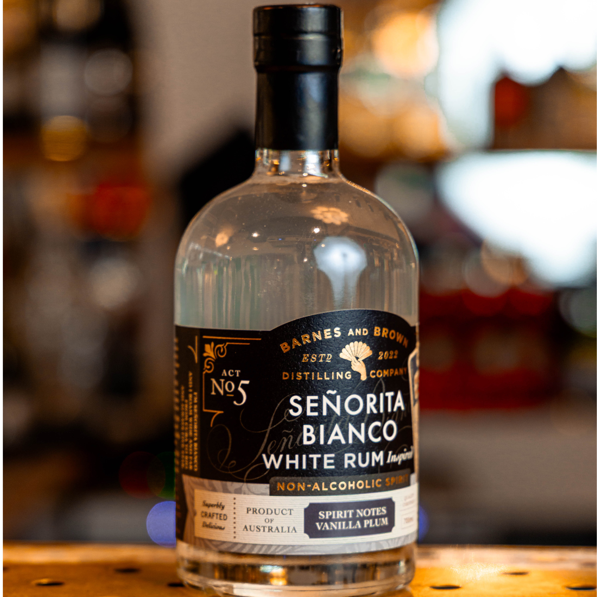 Barnes and Brown Señorita Bianco White Rum | Premium Alcohol-Free White Rum | Light Cane Sugar & Tropical Notes | Alcohol-Free Alternative for Cocktails | 700 ml